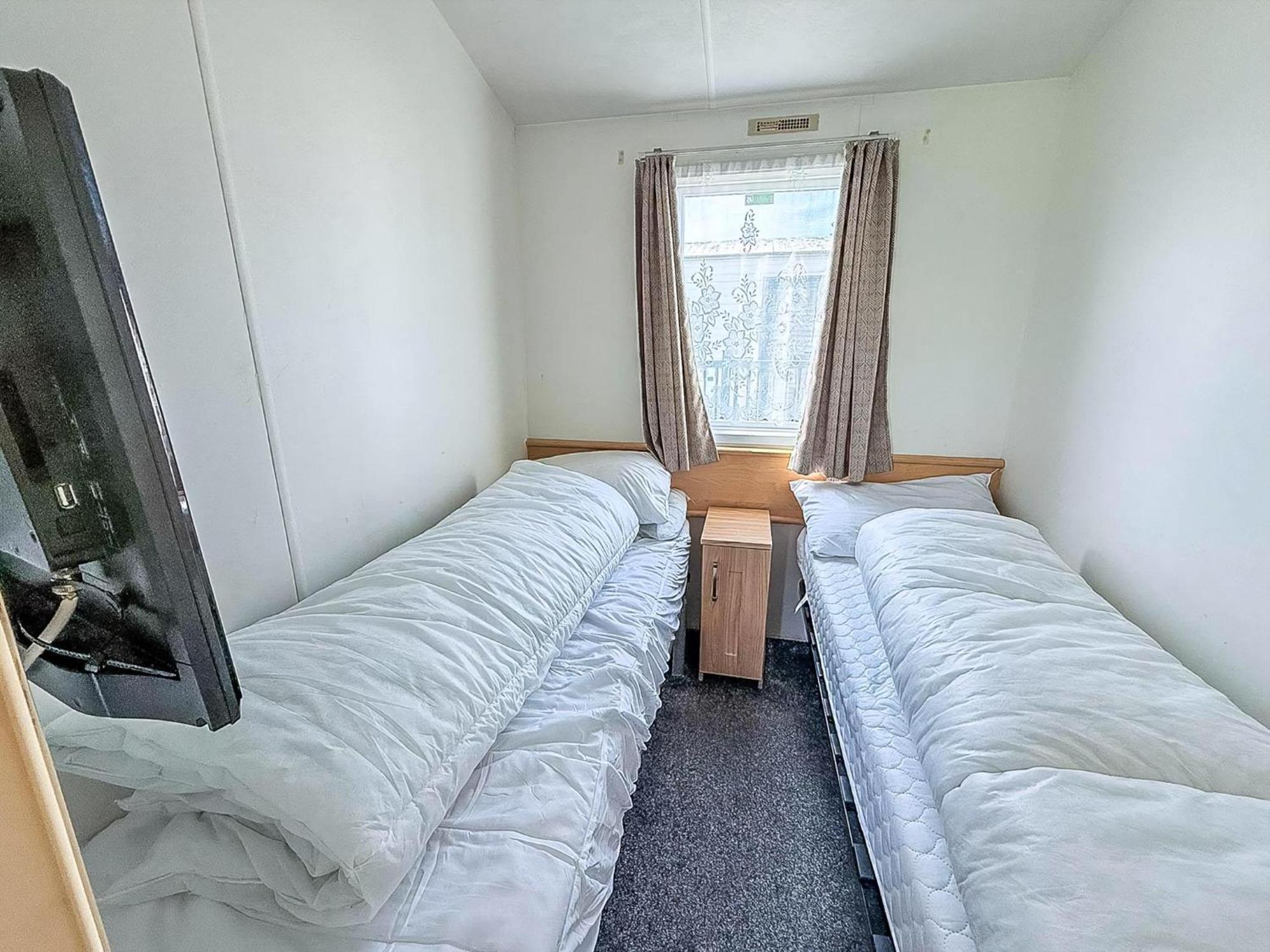 6 Berth Staycation Caravan Nearby Clacton-On-Sea In Essex Ref 26254E 외부 사진